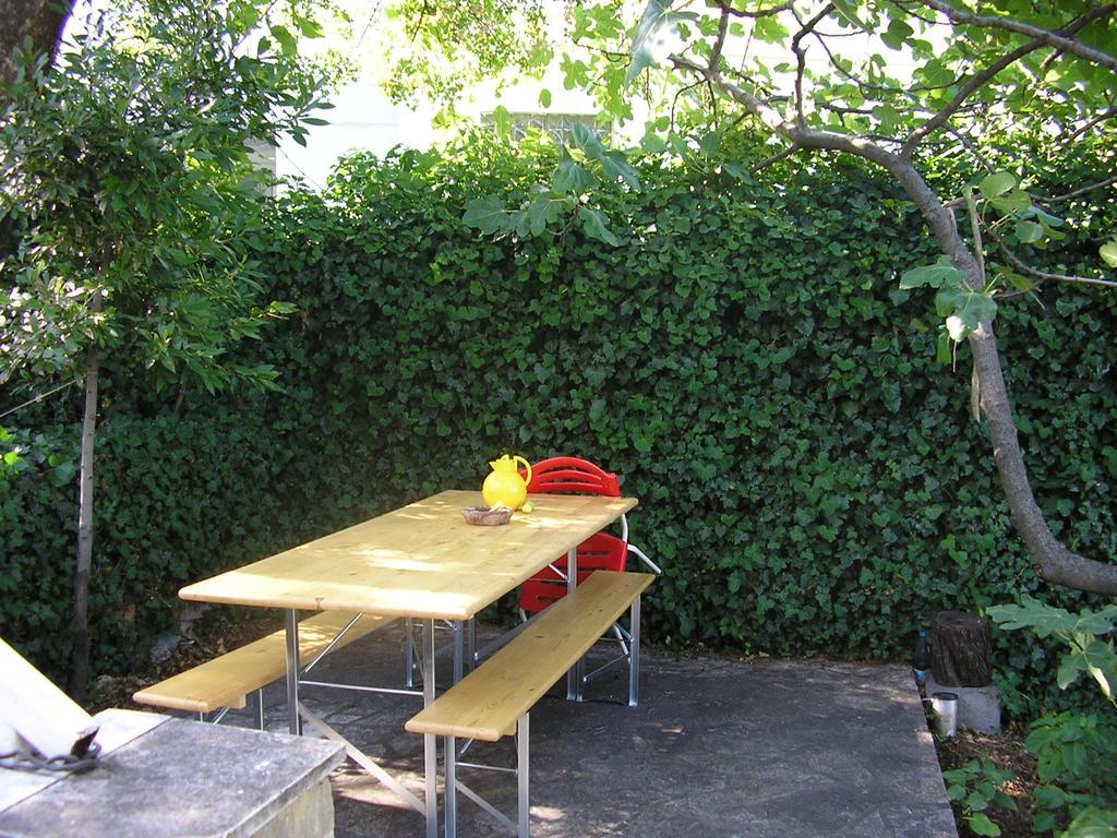Apartment Bilic Klenovica Bilik gambar
