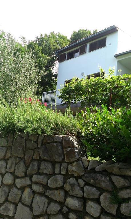 Apartment Bilic Klenovica Bilik gambar